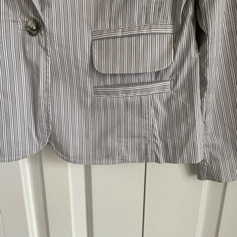 Striped Gray Blazer with Floral Cuffs - Picture 6 of 6